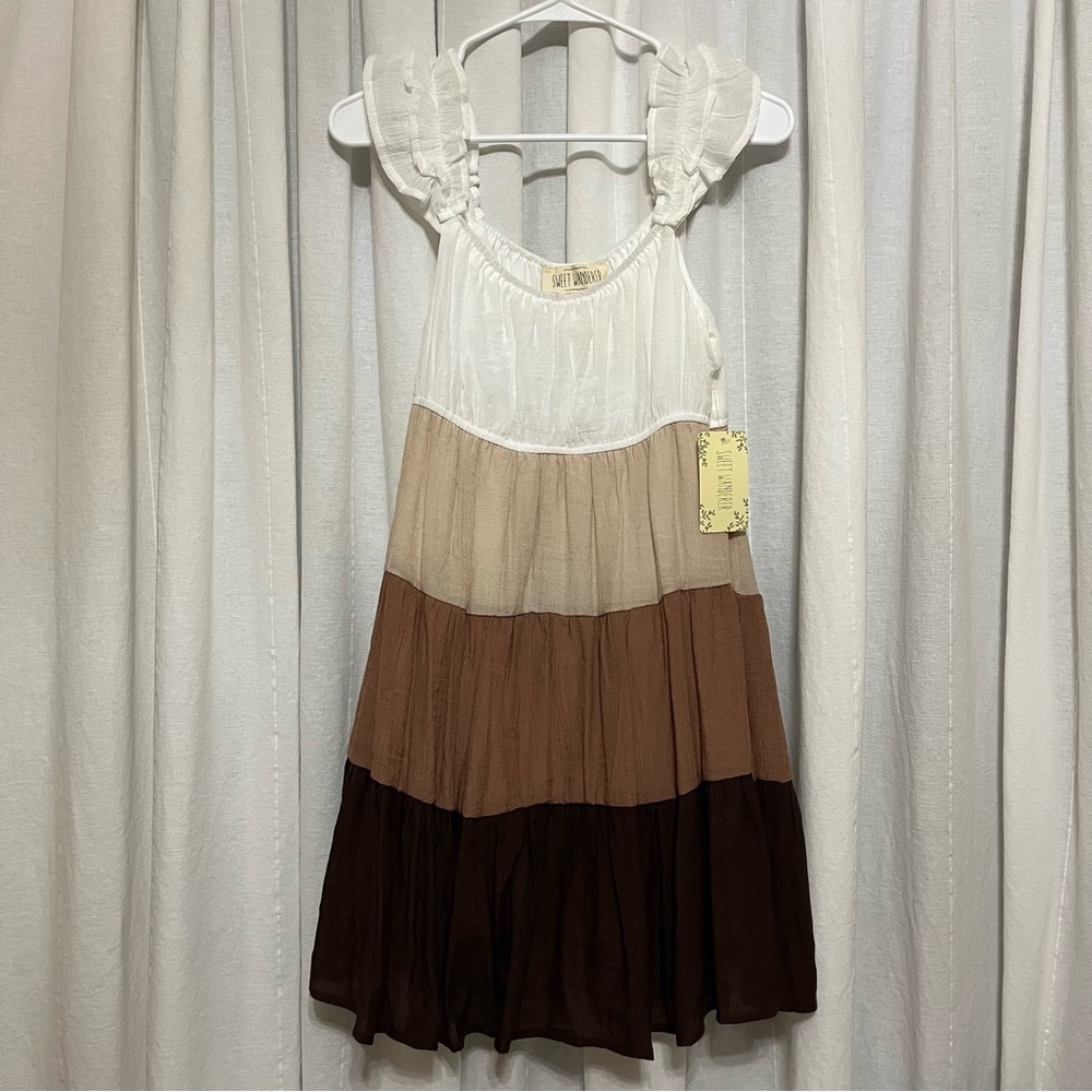 Brown and white short dress size small